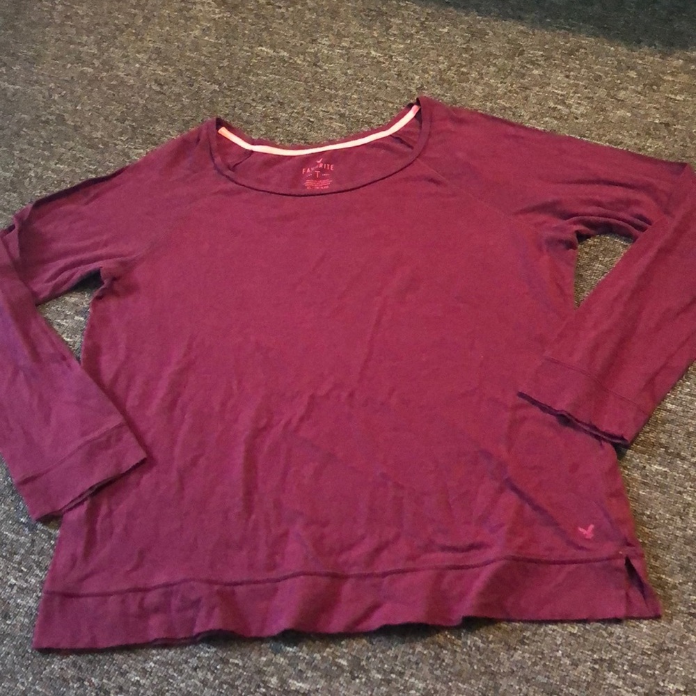 AE long sleeve size XL